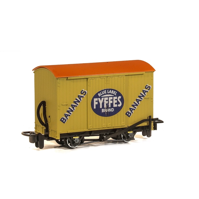 00-9 Box Van Fyffes Bananas