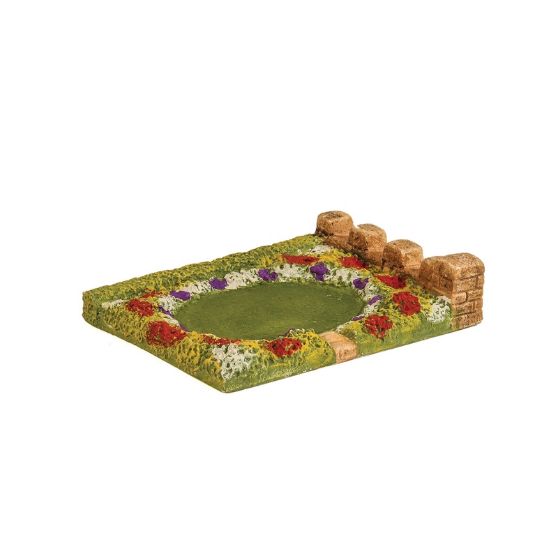 Front Garden, Left Hand