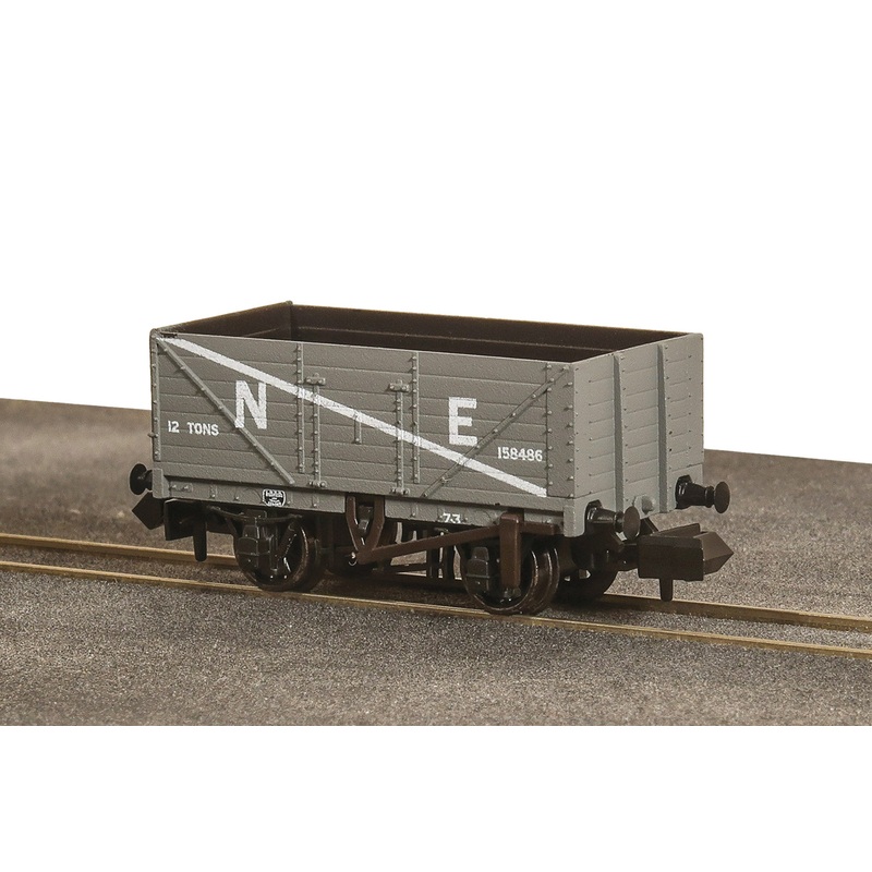 NEW 7-Plank NE Open Wagon