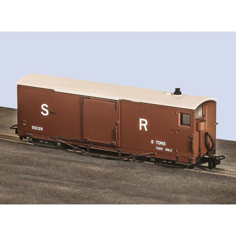 OO-9 Lynton & Barnstaple 8 ton Bogie Goods Brake Van, SR, Brown, No.50639, Closed Veranda