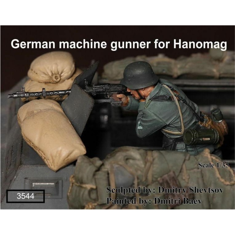 1/35 Scale Resin Figure kit WW2 German machine gunner for Hanomag