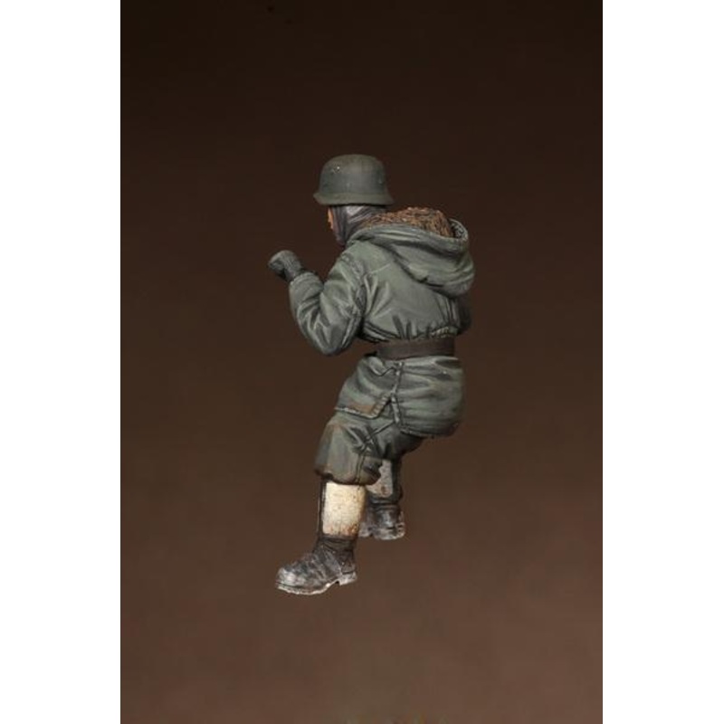 1/35 scale resin figure kit WW2 German WSS gun-layer.