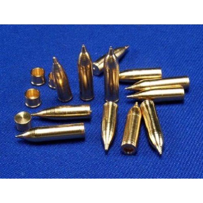 1/35 scale 15.0cm s.l.G. 33 brass shells and ammo