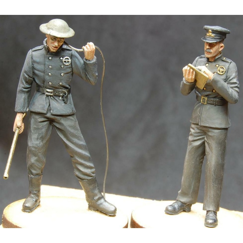 1/35 Scale resin model kit British 1940’s National Fire Service NFS Command (2 Figs)