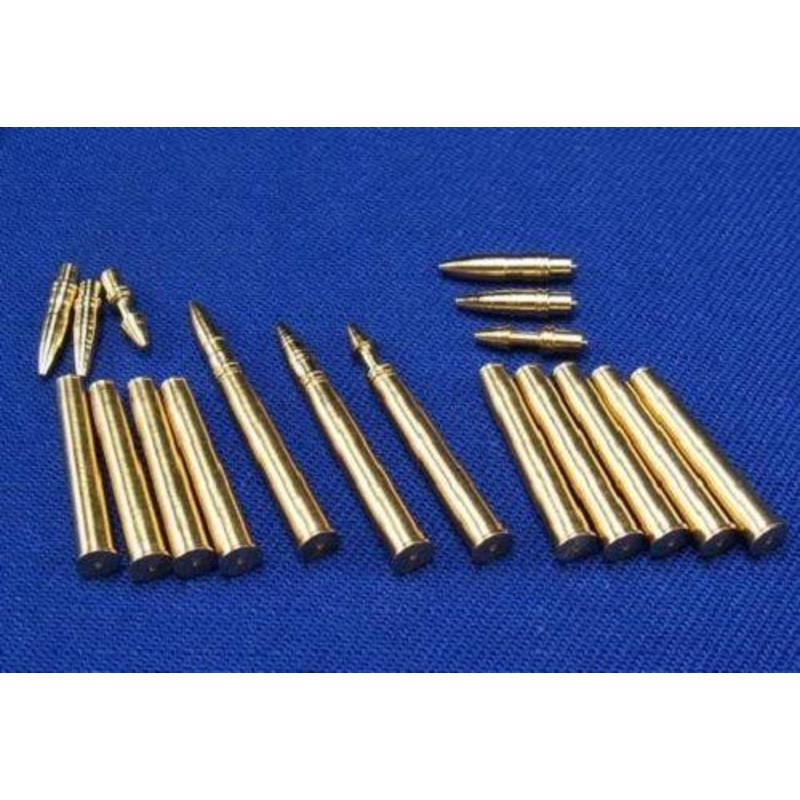 1/35 scale 85mm L/52 ZiS-S-53 D-5 brass shells and ammo