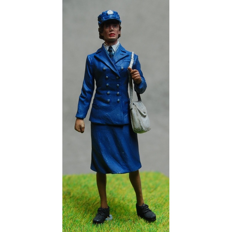 1/35 scale resin model kit WW2 British WREN #2