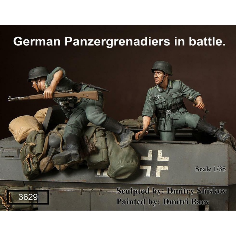 1/35 scale resin model kit WW2 German Panzergrenadiers in battle. 2 Figs