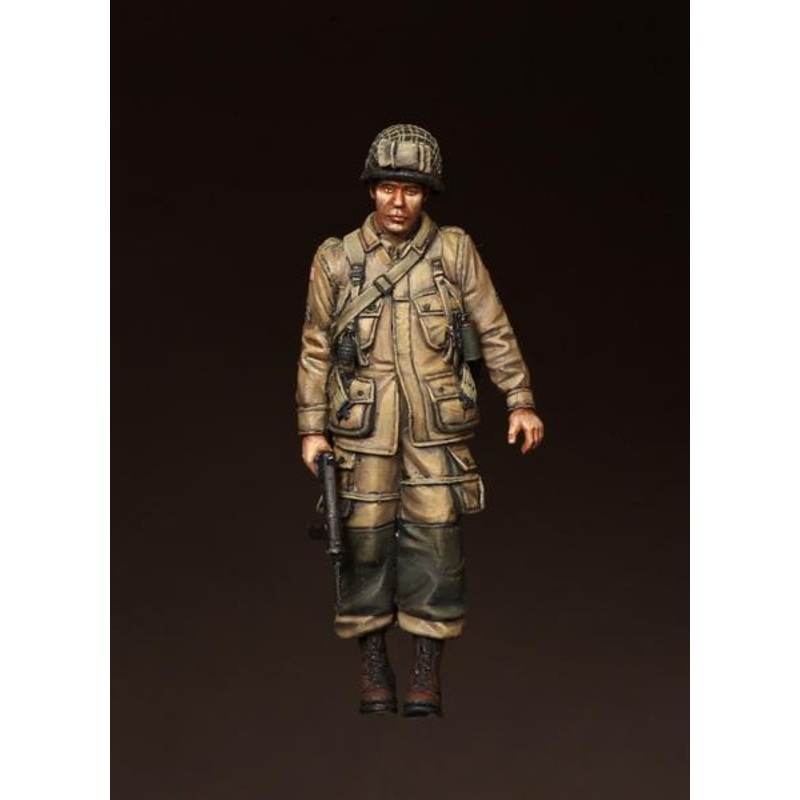 1/35 Scale Resin model kit WW2 Sergeant 101st Airborne Division on Sherman. #2