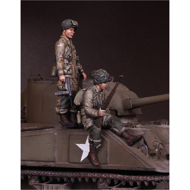 1/35 Scale Resin model kit WW2 U.S. Army Airborne on Sherman. #7