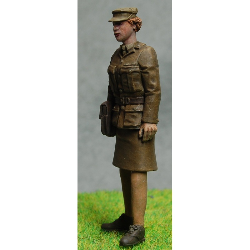 1/35 scale model kit WW2British ATS Driver #2