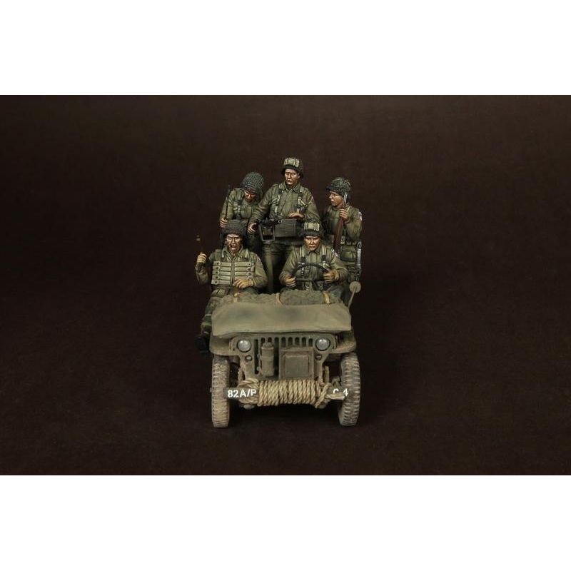 1/35 scale resin figure kit WW2 US Airborne Paras with sergeant for jeep. Normandy, 1944.