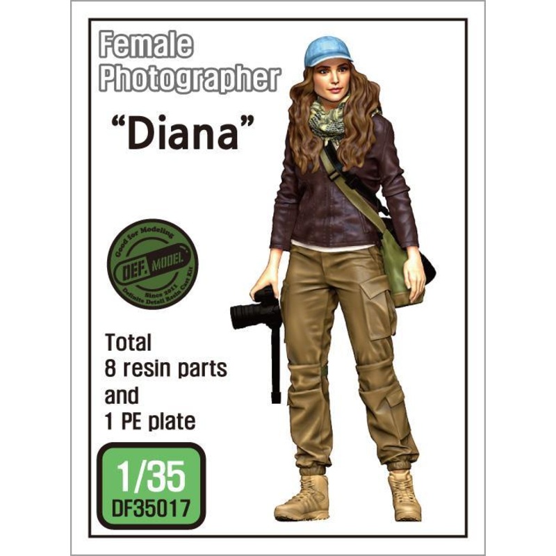 1/35 Scale resin model kit Modern Female Photographer Diana