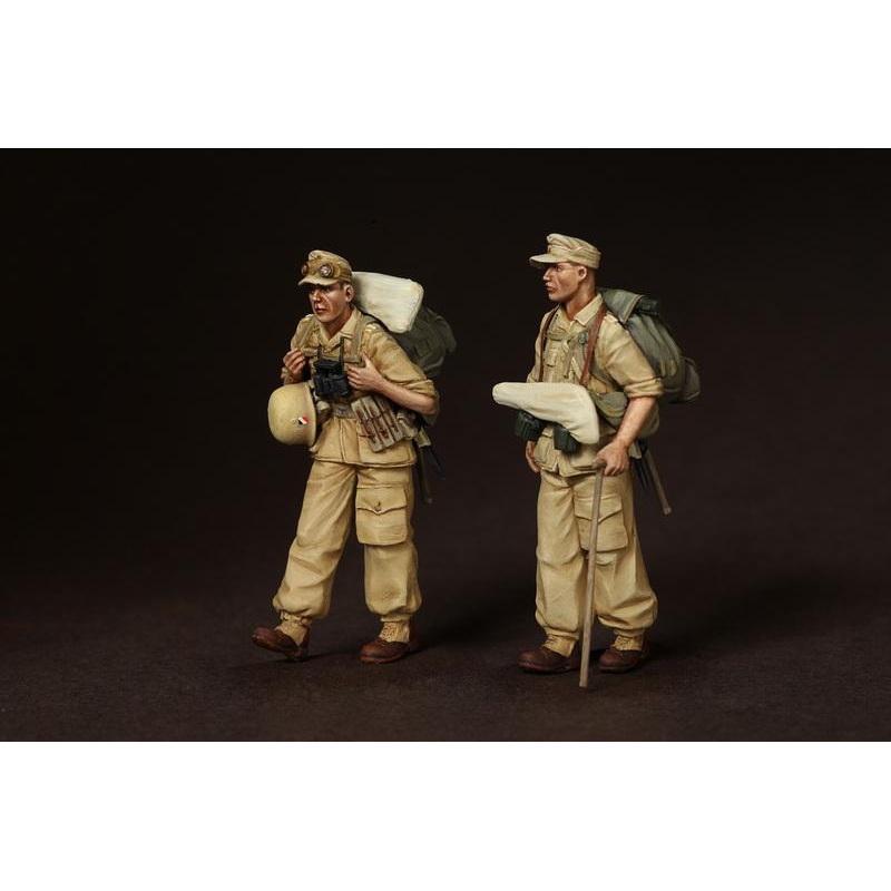 1/35 scale resin model kit WW2 Feldwebels Fallschirmjger- Brigade Ramcke. El Alamein, August 1942.