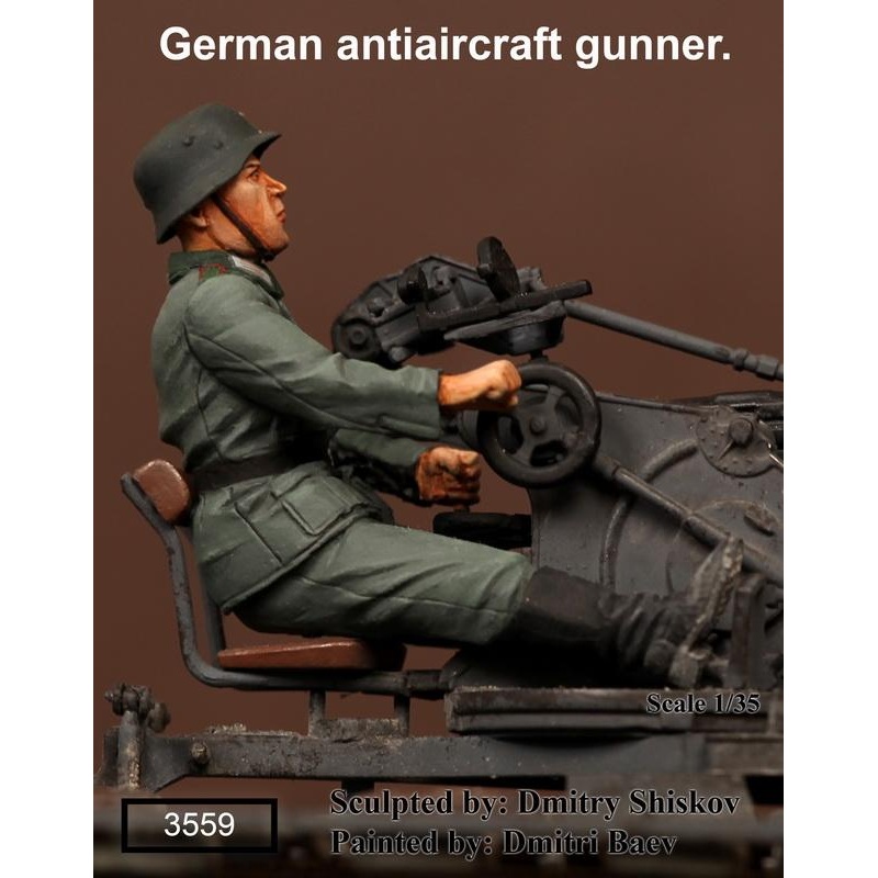 1/35 scale resin model kit WW2 German antiaircraft gunner #2