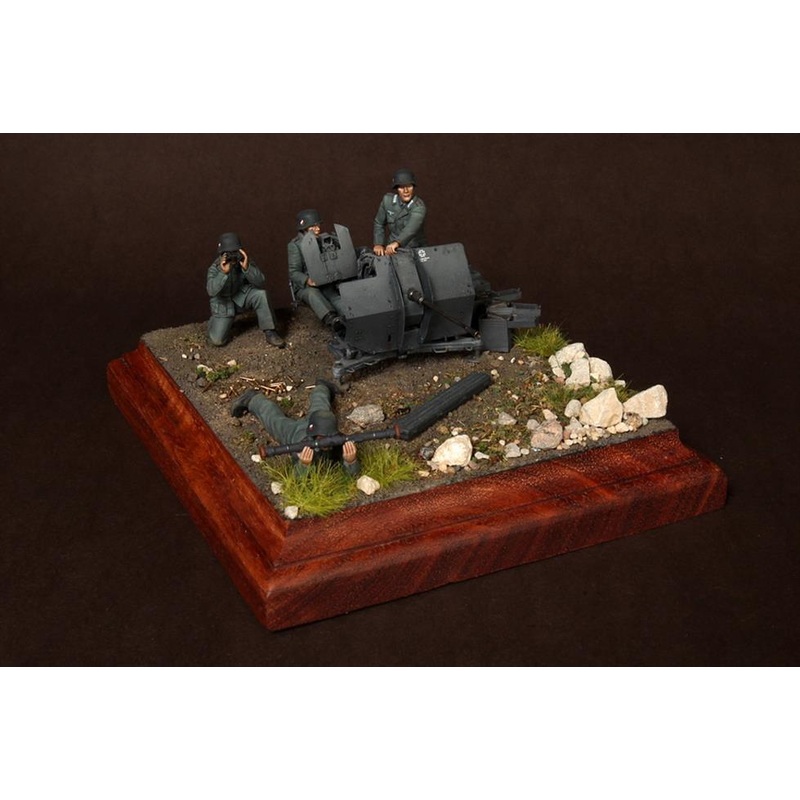 1/35 Scale resin model kit WW2 German crew for 2 cm Flak 38