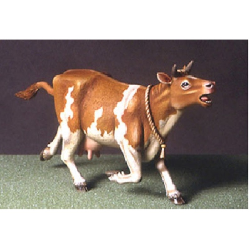 1/35 Scale resin model kitScared cow