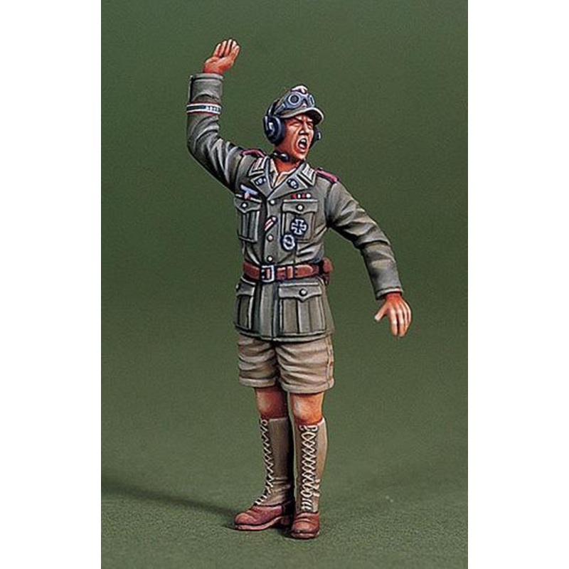 1/35 Scale resin model kitWWII DAK Panzer Commander on board