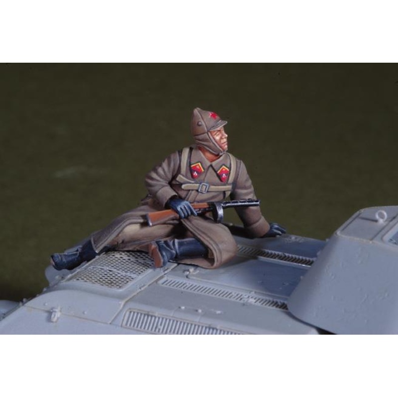 1/35 Scale resin model kitWWII Russian winter tank rider #4