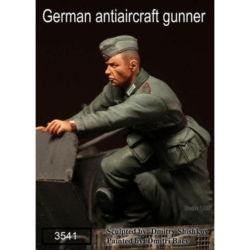 1/35 Scale WW2 German antiaircraft gunner #4