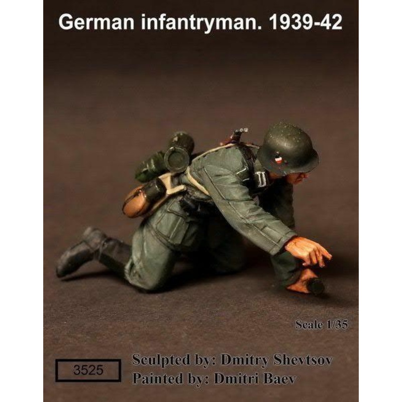 1/35 Scale WW2 German infantryman. 1939-42 #4