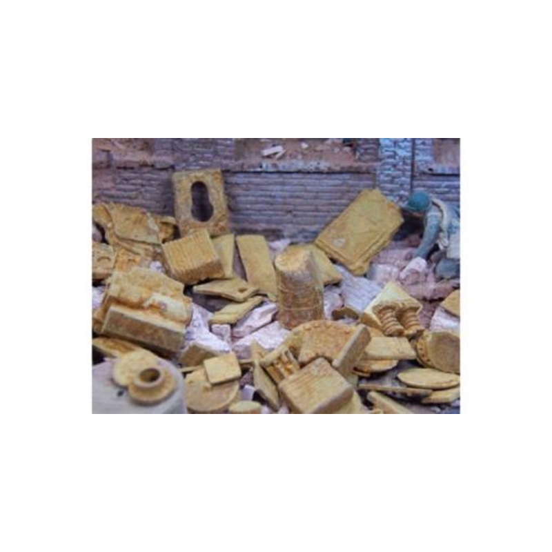 1/72 Scale metal scrap rusty 50 g