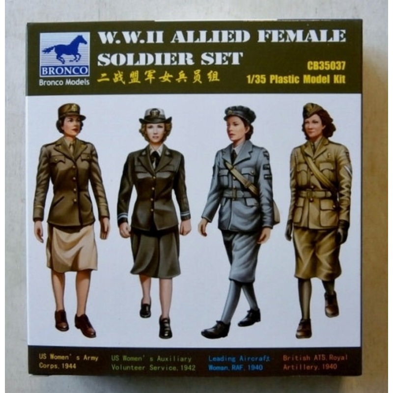 1/35 Scale WWII Allied Female Figure Set.