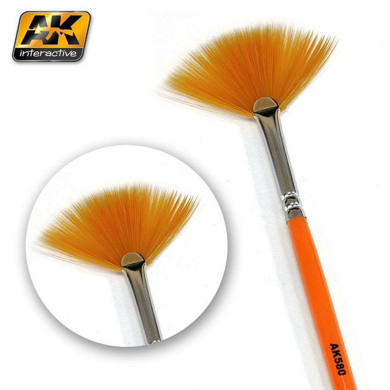 AK INTERACTIVE PAINT BRUSH – WEATHERING BRUSH FAN SHAPE