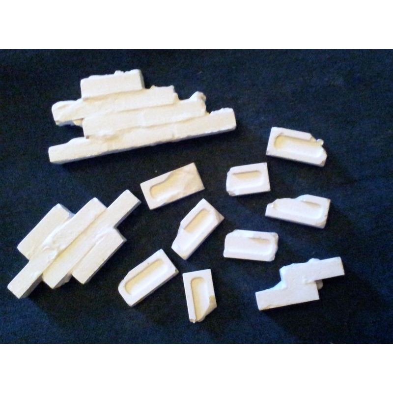 Brick rubble scatter broken bricks, Ideal for many eras 1/16th scale