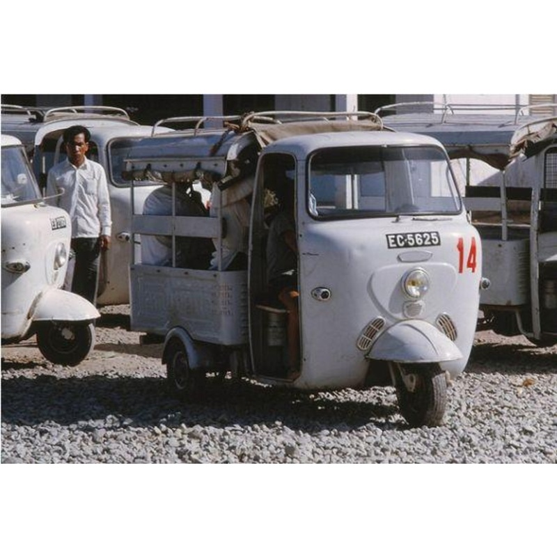 JoeFix 1/35 scale resin model kit Lambretta 450 Vitnam war