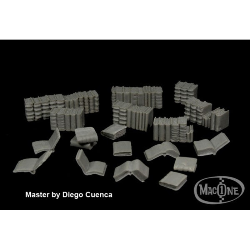 MacOne 1/35 scale resin model kit Books