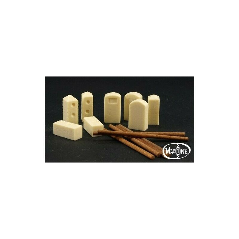 MacOne 1/35 scale resin model kit Fence and Milestones