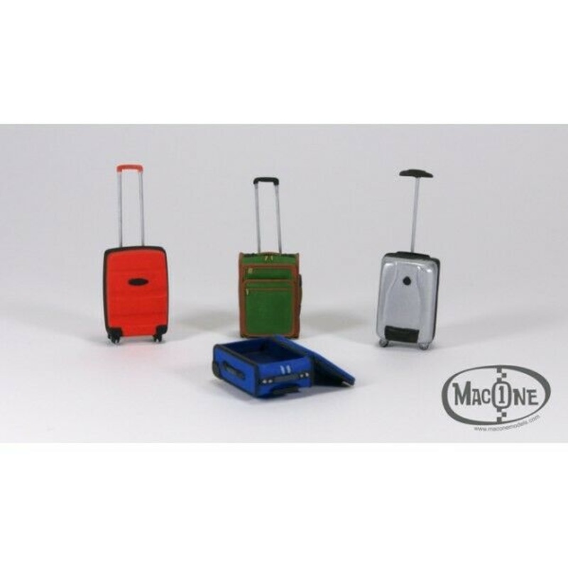MacOne 1/35 scale resin model kit Suitcases