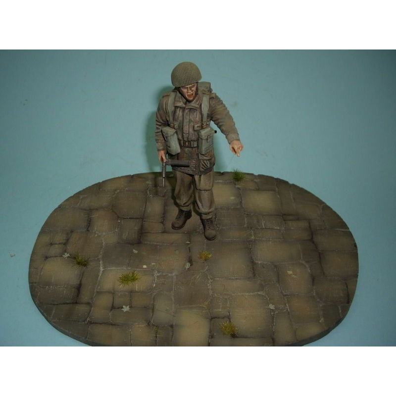 Oval figure base 1/16th scale (120mm size figure)