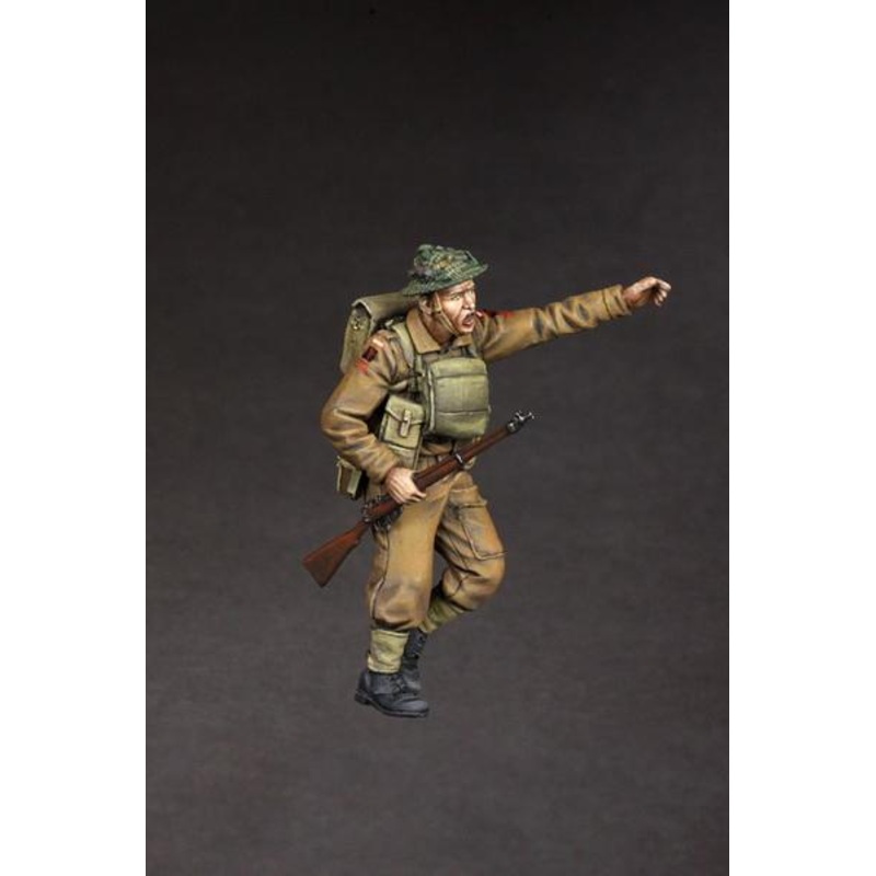 SOGA 1/35 Scale WW2 British infantryman for Universal Carrier. #2