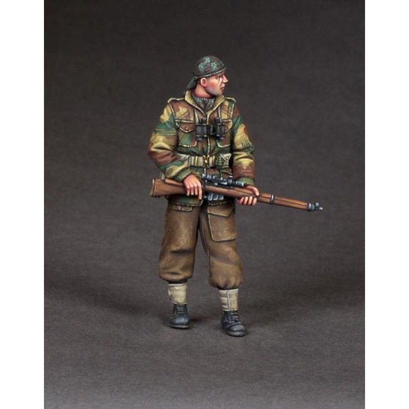 SOGA 1/35 Scale WW2 British sniper.#1