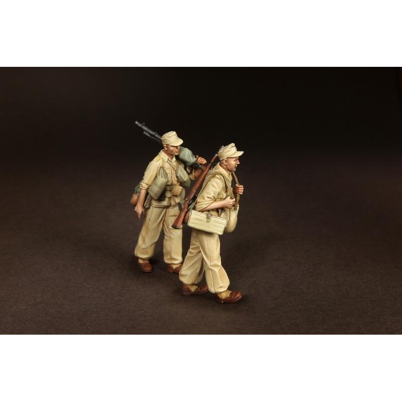 SOGA WW2  MG-34 team Fallschirmjger- Brigade Ramcke. El Alamein, August 1942. model kit 1/35 scale