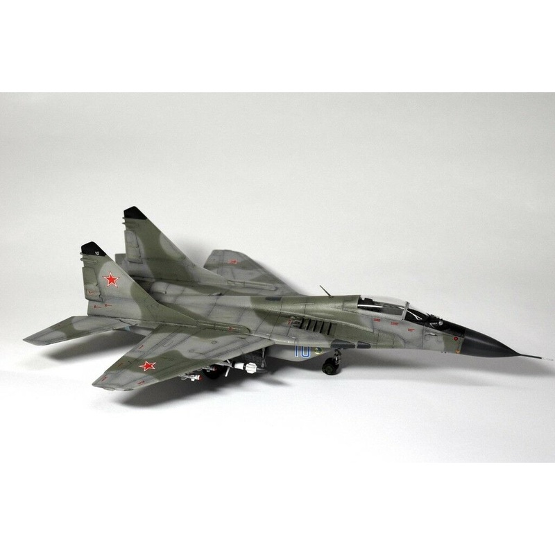 TAMIYA 1/72 AIRCRAFT MIG-29 FULCRUM