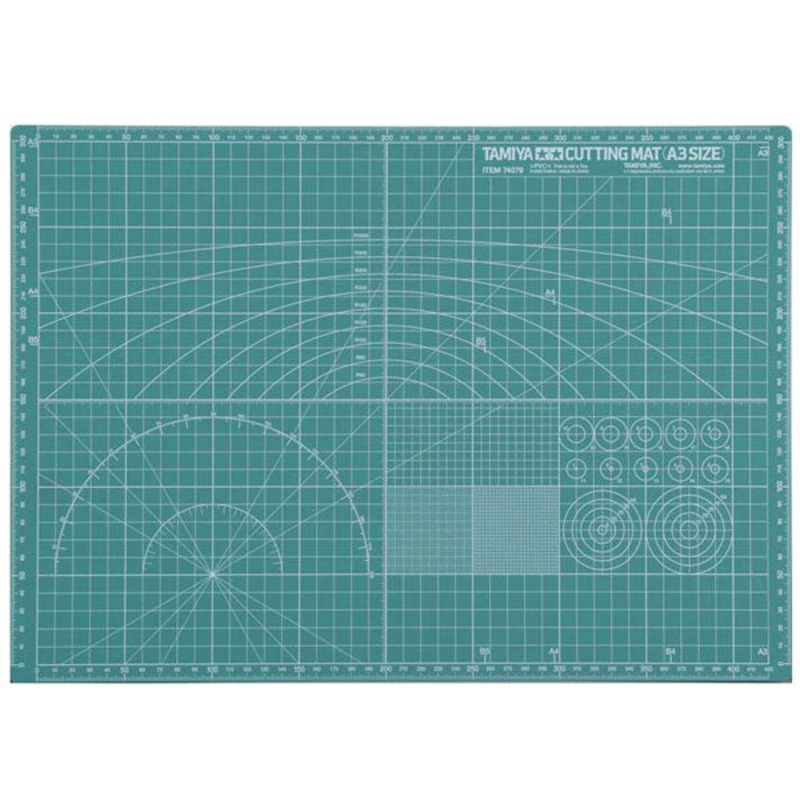 TAMIYA TOOLS / ACCESSORIES – CUTTING MAT A3