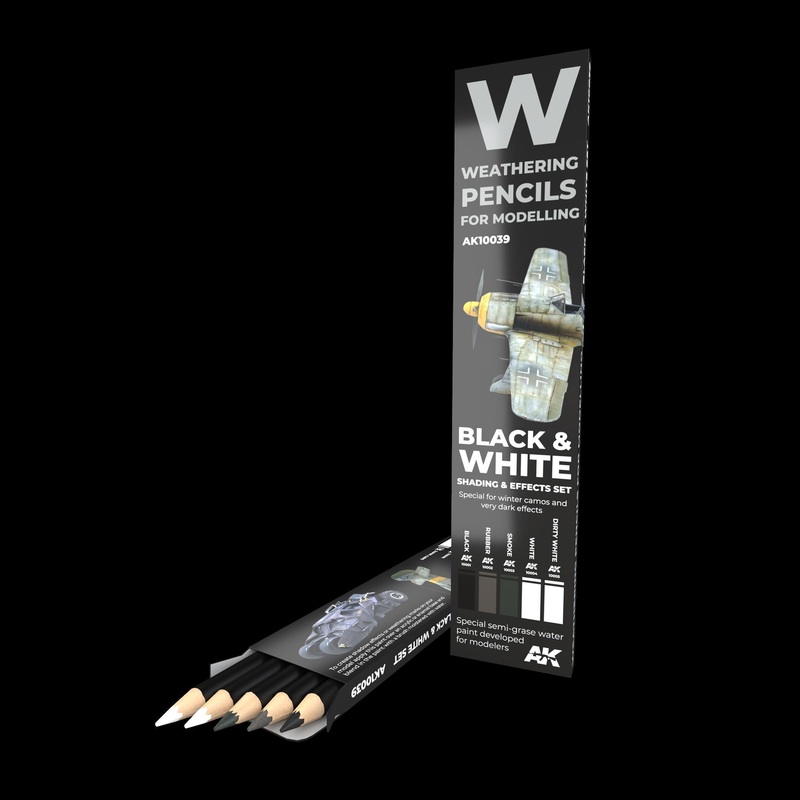 WATERCOLOR PENCIL SET BLACK AND WHITE