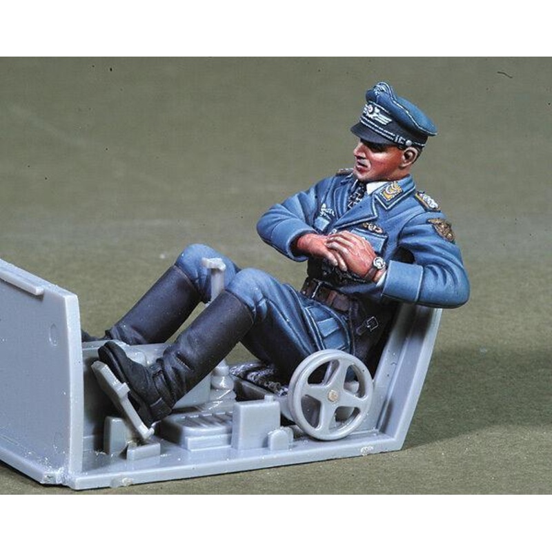 1/32 Scale resin model kitWWII Hermann Graf