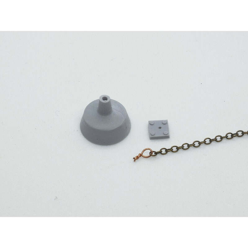 MacOne 1/35 scale resin model kit Industrial ceiling lamp post