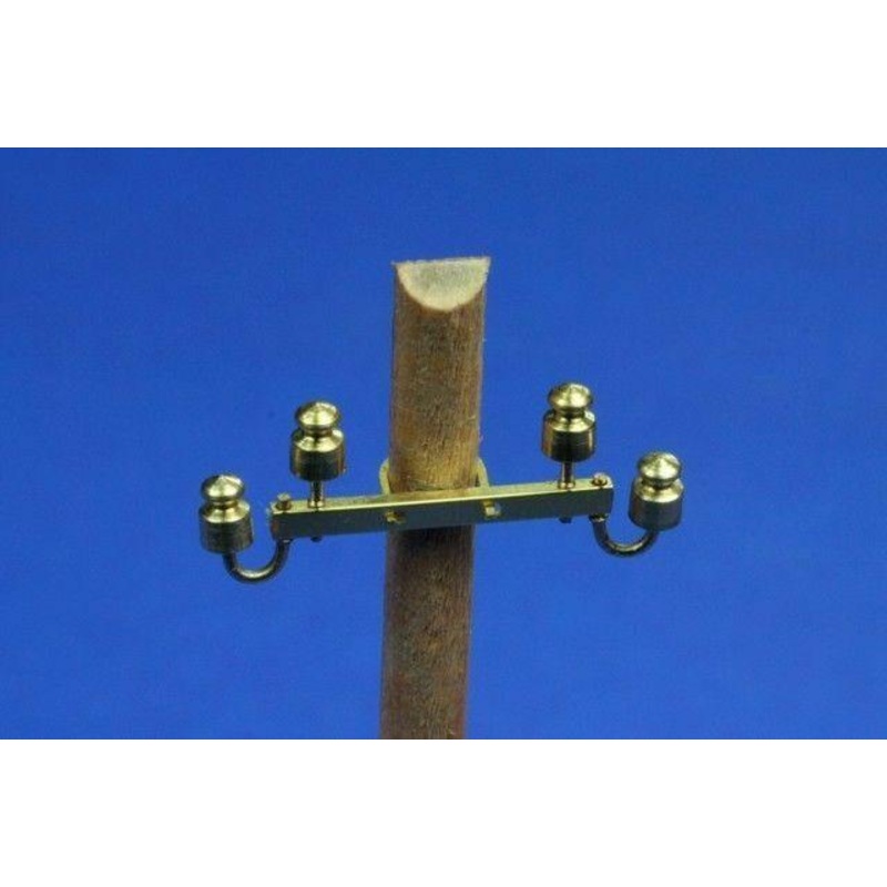 FoG Models 1/35 scale wooden telegraph phone pole kit (2 pcs)