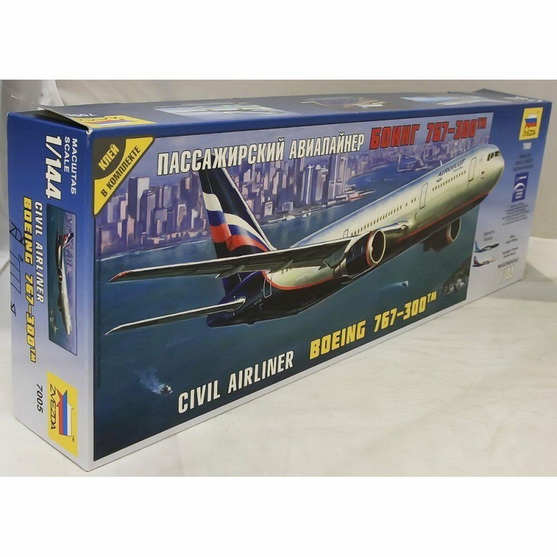 Zvezda 1/144 scale BOEING 767-300 airliner