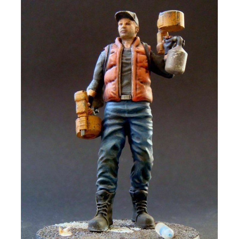 1/35 Scale resin model kit Survivor Darren