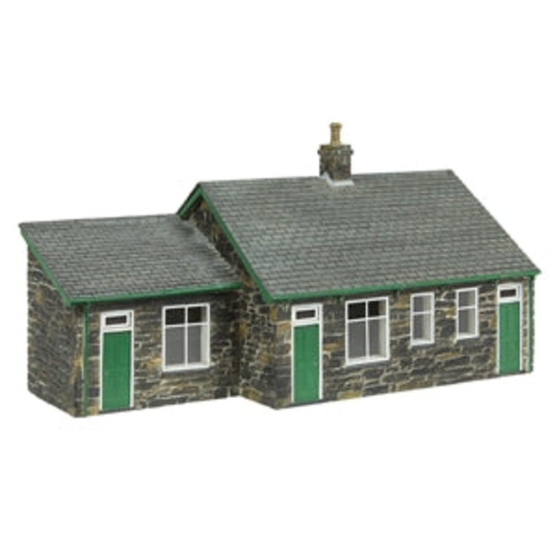Bachmann 44-0171G OO/OO9 Harbour Station Gents and Office – Green