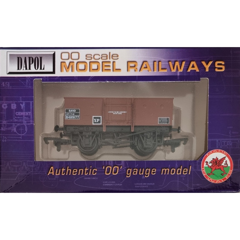 Dapol B559 – HIGH STEEL – SAND / MINERAL WAGON