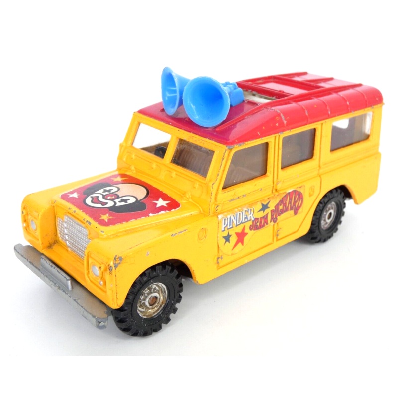 Corgi Land Rover – Pinder – Jean Richards Includes Rocking Horse Figure