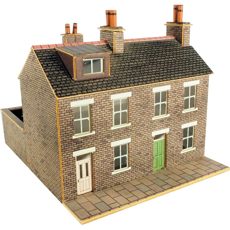 Metcalfe PN104 N Gauge Stone Built Terraced House – 2021 DESIGN