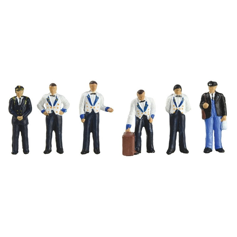Scenecraft 36-420 OO Gauge Midland Pullman Stewards and Train Crew
