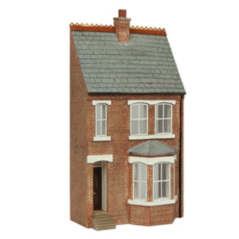 Bachmann Scenecraft 44-0214B Low Relief Right Hand Bay Terrace Black